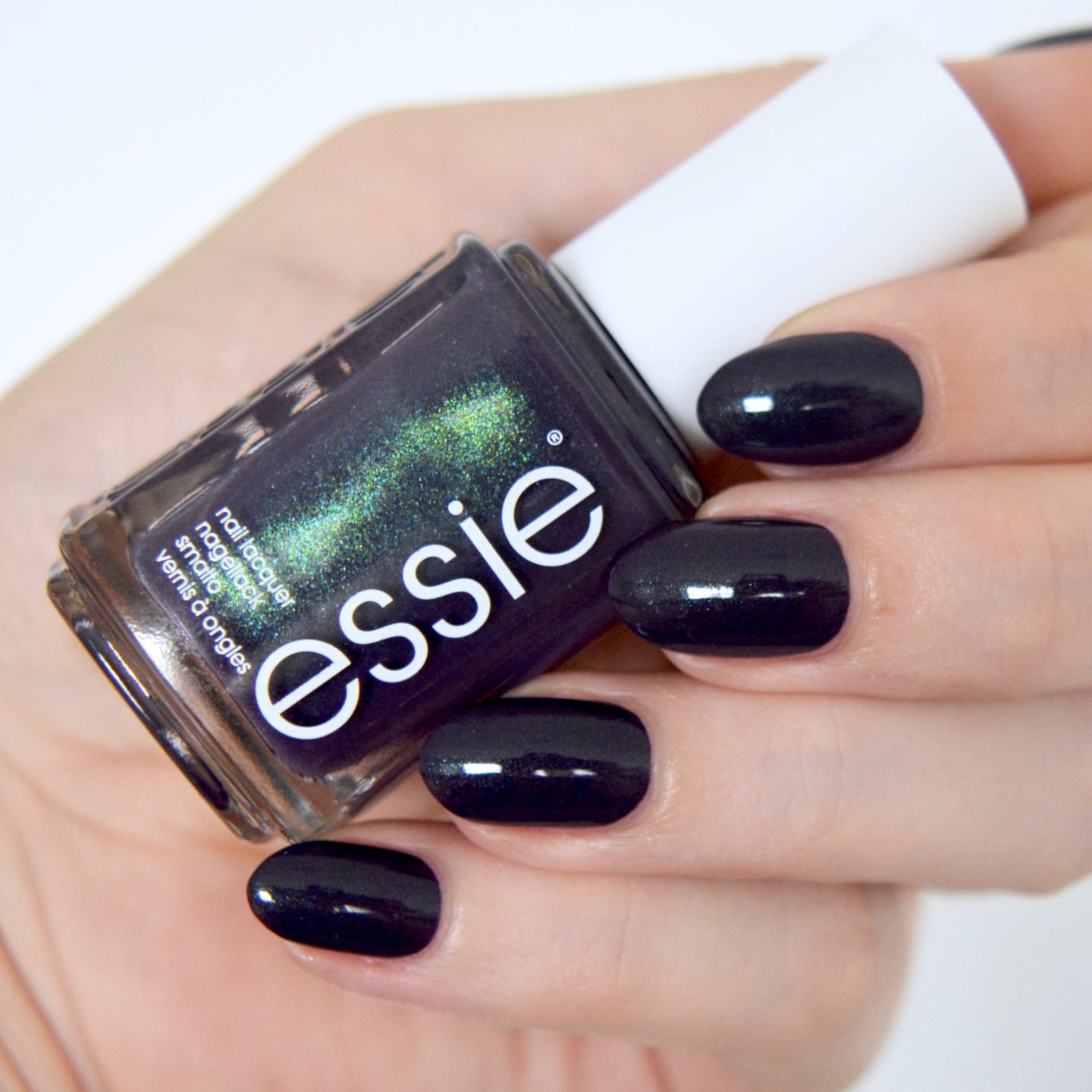 Essie Fall 2017 collection - Dress To The Nineties