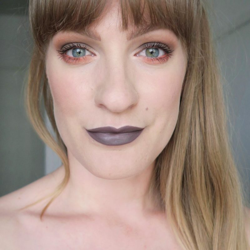 Grey and coral eye make up. Orange and grey aesthetic. Grey lipstick. Anastasia Beverly Hills lipstick.